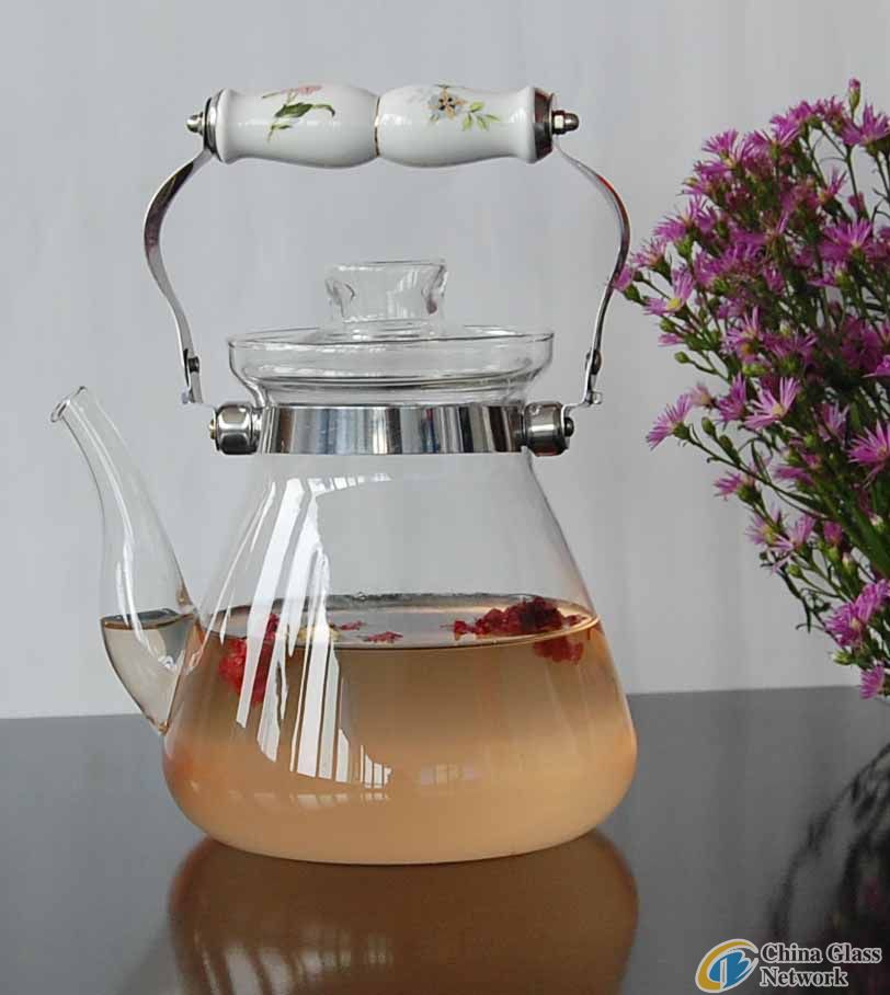 glass teapot with ceramic handle